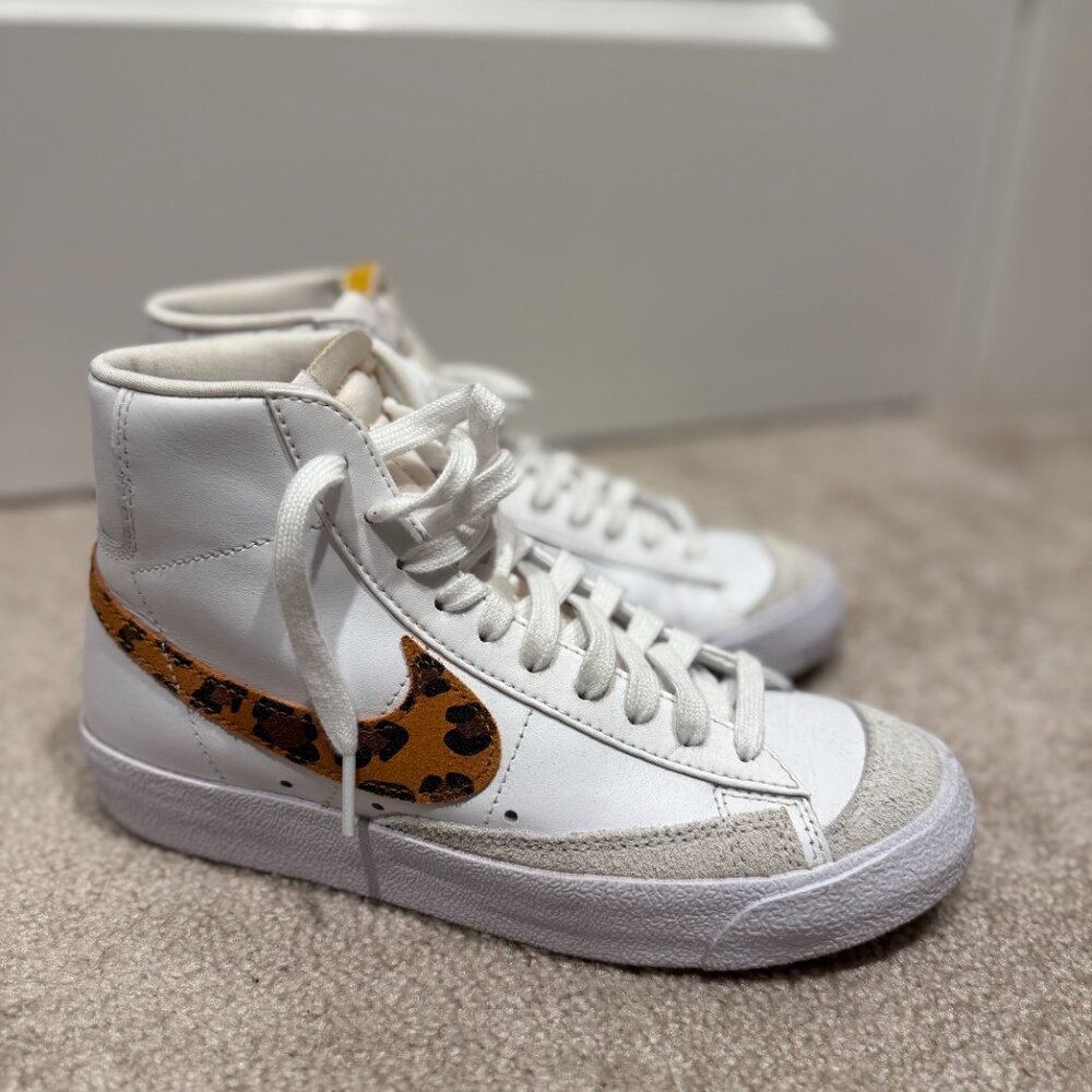 NIKE | Women's Blazer Mid Leopard